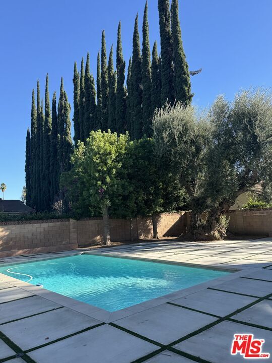 Photo - 7746 Jason Ave