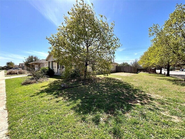 Photo - 15201 Knighten Ln