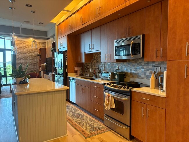 Building Photo - 415 Saint Pauls Blvd Unit 508