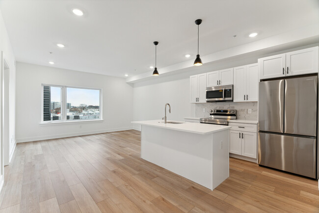 Building Photo - The Crown on Leland Rental