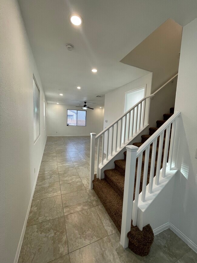 Photo - 243 Sweet Spot St