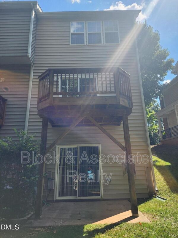 Photo - 642 Cupola Dr