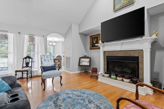 Photo - 1871 Clear Brook Ct