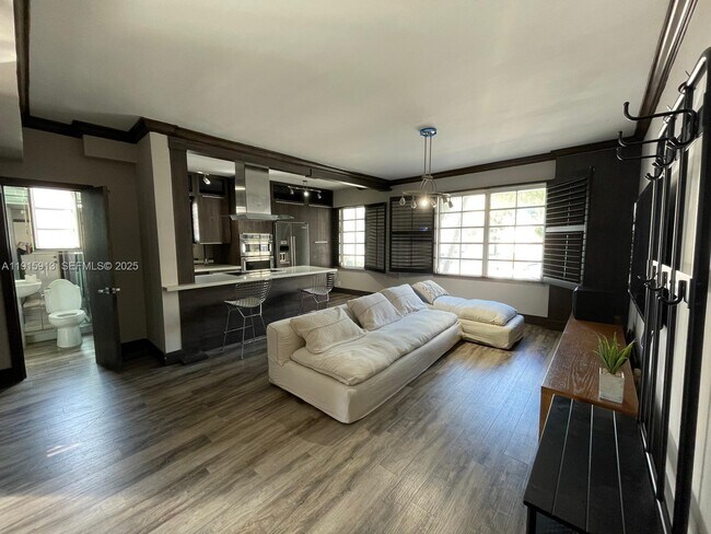 Photo - 610 8th St Unit 101