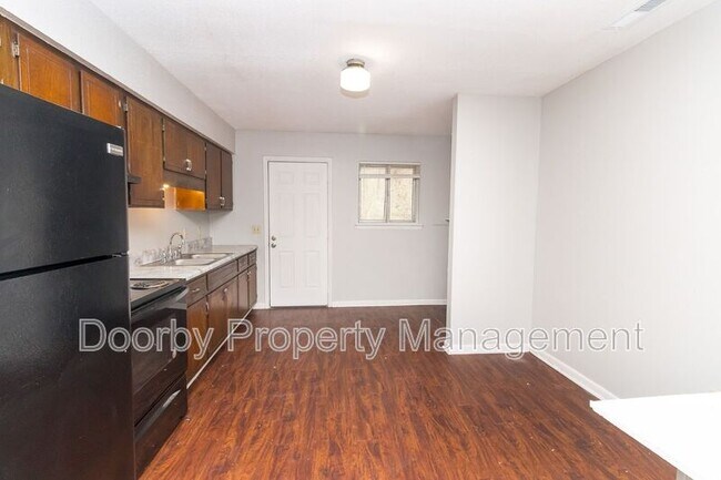 Photo - 6436 Basswood Ln