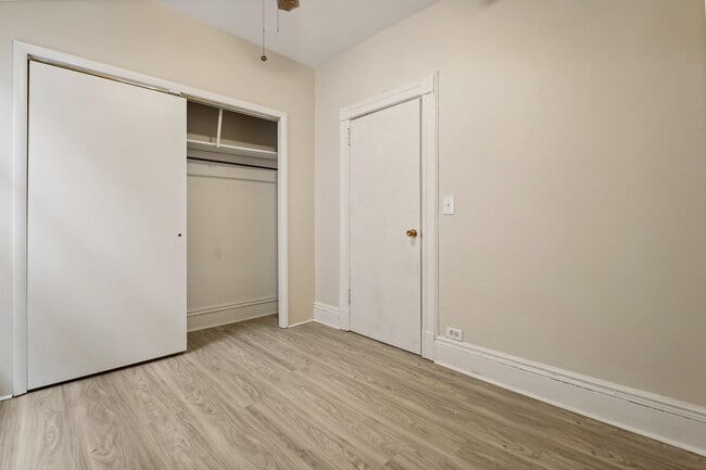 Photo - 101 W 6th St Apartamento Unidad 1