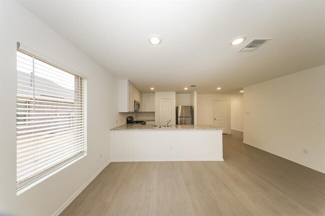 Photo - 11721 SW 36th St