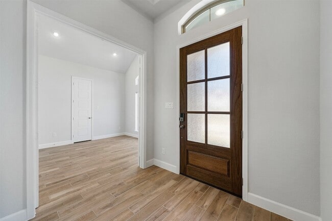 Photo - 3115 Winecup Rd