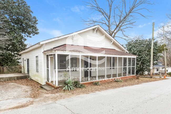 Photo - 605 W 7th Ave