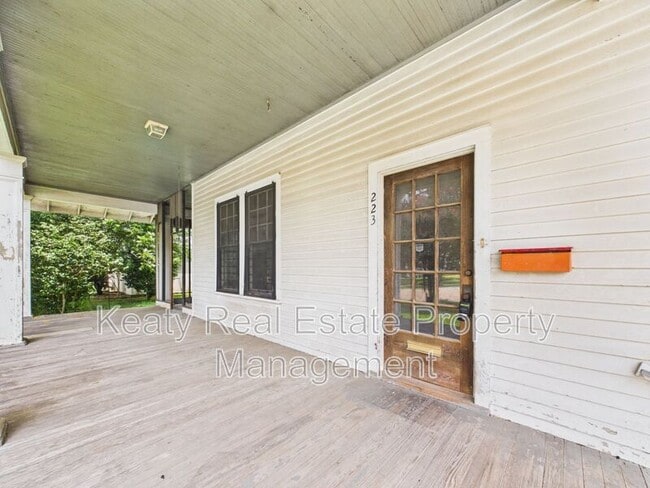 Photo - 223 General Gardner Ave