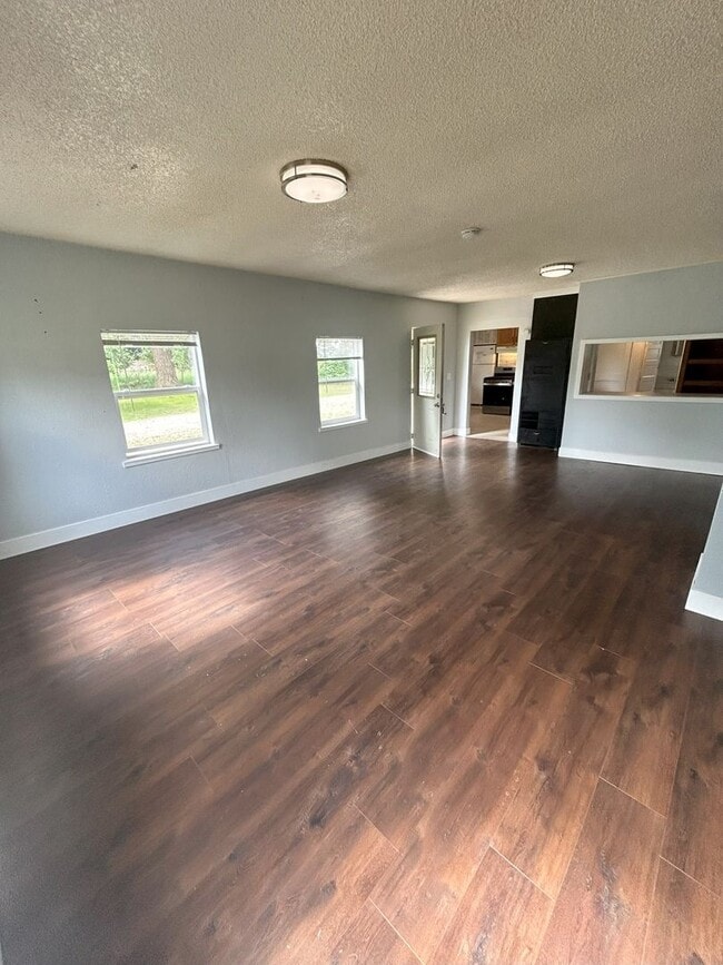 Photo - 3 Bed, 1 Bath in Meridian School District.