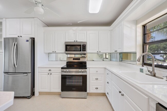 Photo - 200 Intracoastal Pl