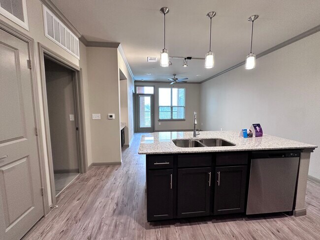 ONE BEDROOM ISLAND VIEW