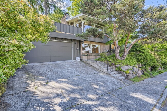 Seward Park Home - Seward Park Home