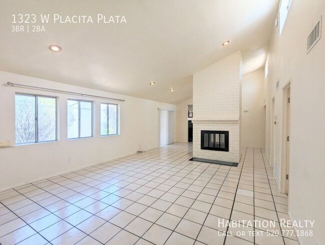 Photo - 1323 W Placita Plata