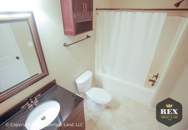 Photo - 936 Broad St Unit 411
