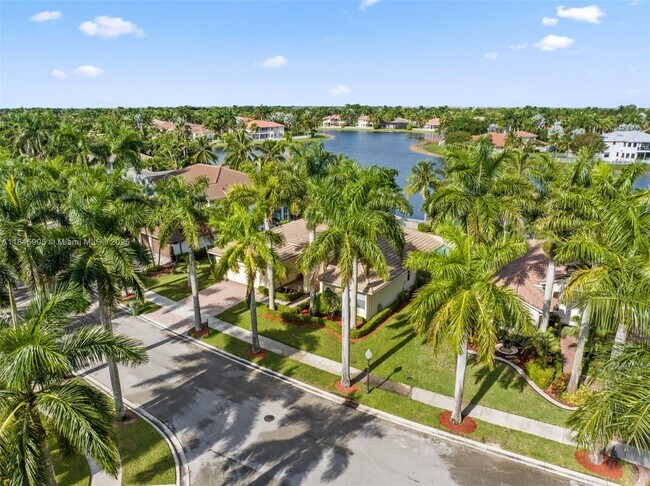 Photo - 896 Marina Dr