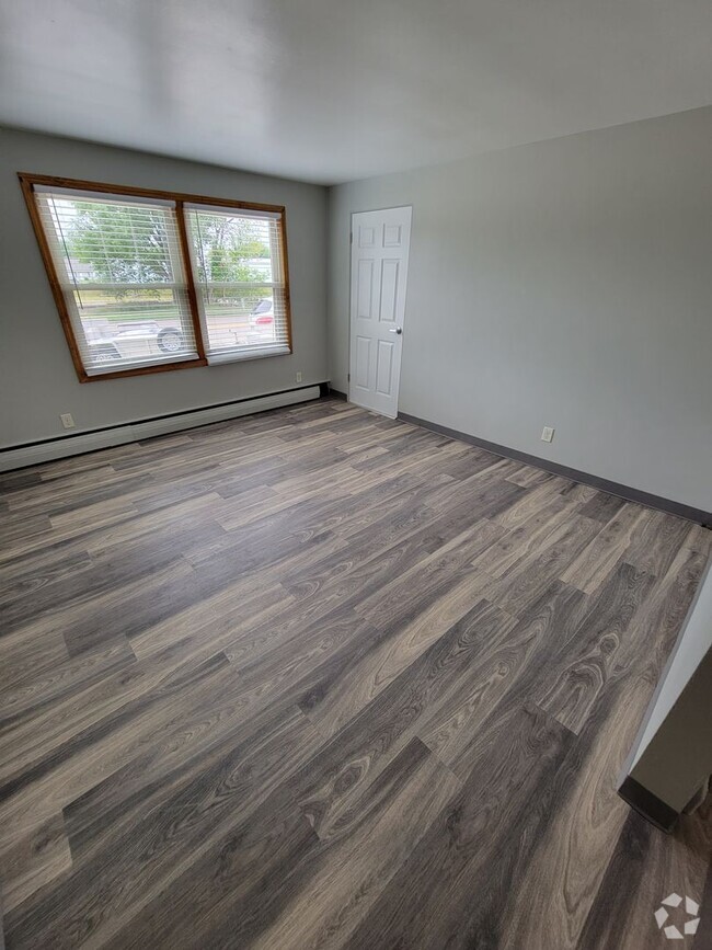 Building Photo - 437 S Railroad St Unit 441 Rental