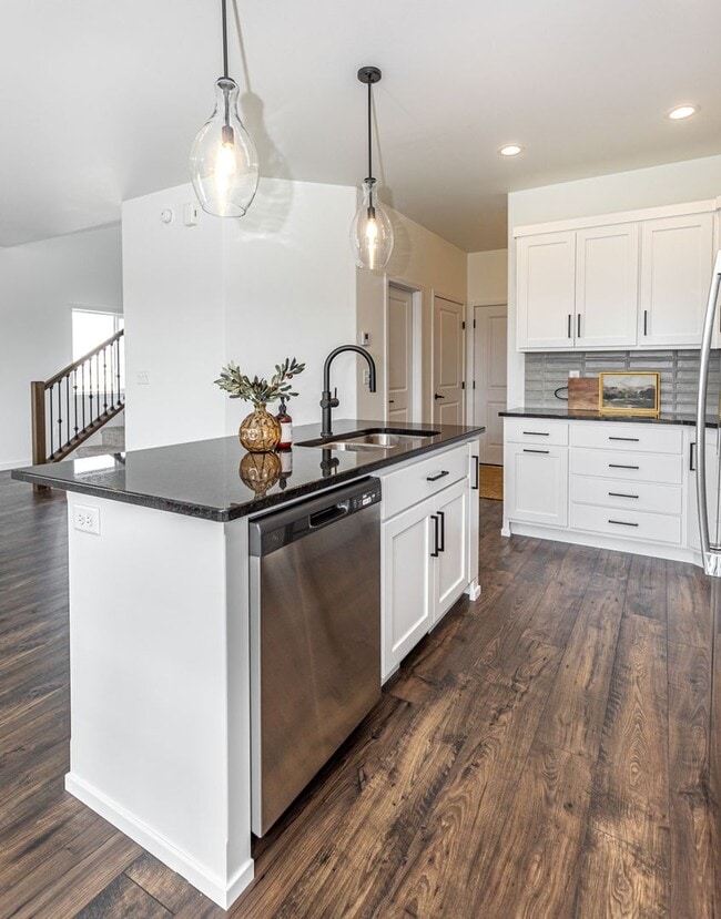 Photo - 3 Bed 2.5 Bath Single Family Home