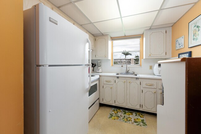 Photo - 322 Windsor N Unit 322