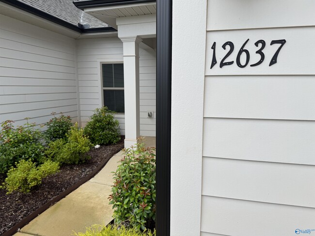 Photo - 12637 Whitcomb Cir