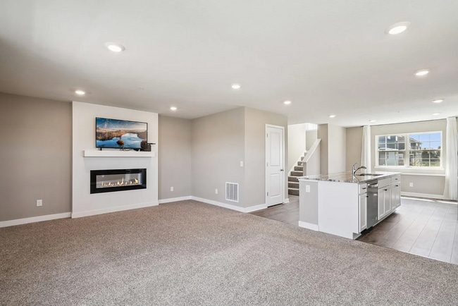 Photo - 6636 Hinterland Trl S