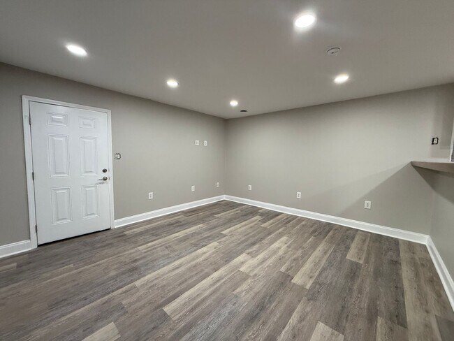 Photo - Old Tusculum Rd Apartments Unidad #3