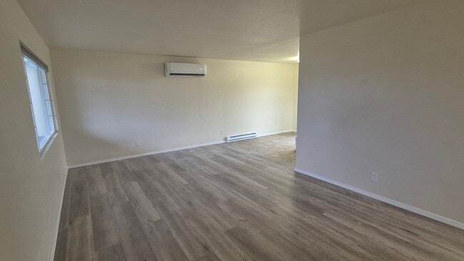 Photo - 8951 Tinker Loop