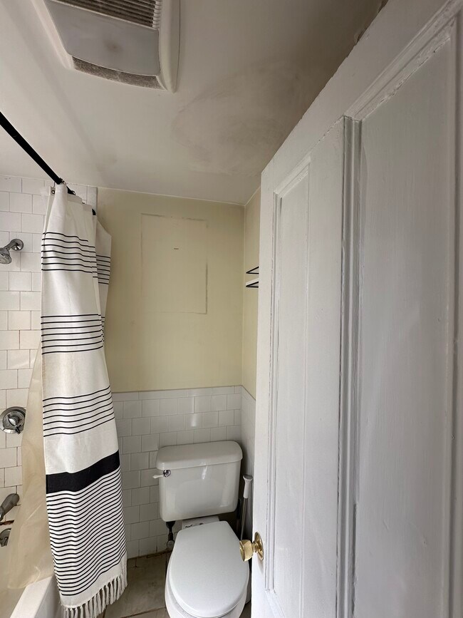 Photo - 17 Cushman Rd