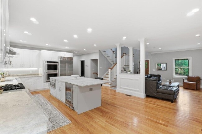 Photo - 22 Austin Ln