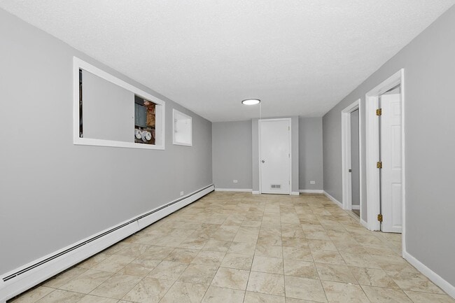 4444-50 W. 59th St. Chicago IL