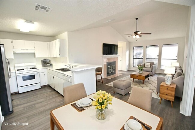 Photo - 14415 Robert I Walker Blvd