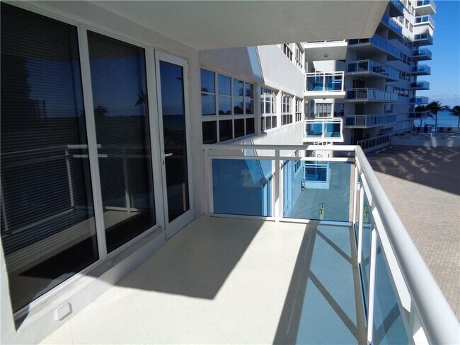 Photo - 3430 Galt Ocean Dr Unit 211