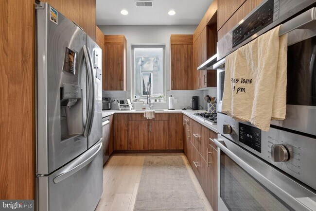 Photo - 151 N 2nd St