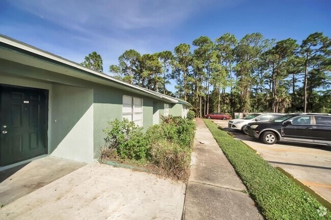 Building Photo - 1928 Agora Cir SE Rental