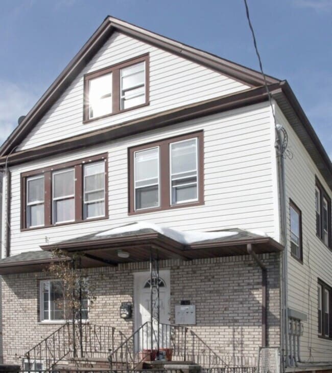 Photo - 632 Adams Ave