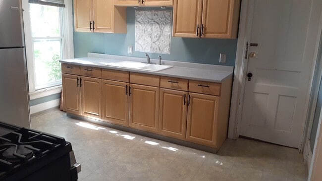 Photo - 38 E Union St Unit Apt #2