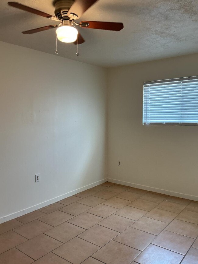 Photo - 2246 W Sierra St