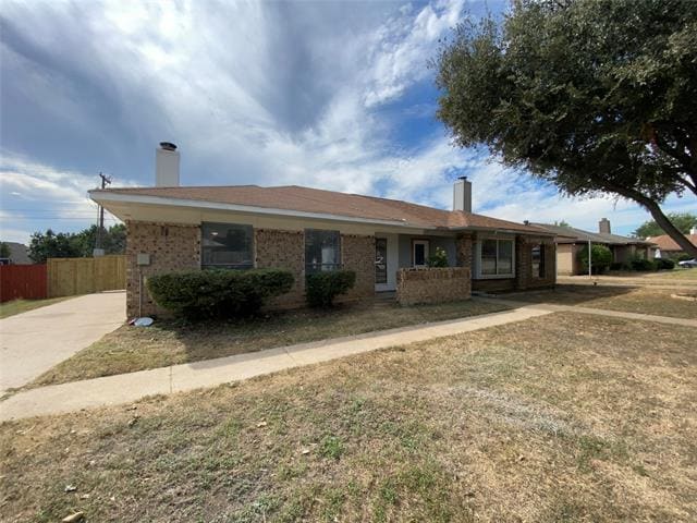 Photo - 209 Hickory Springs Dr