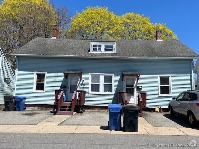 Building Photo - 126 Ashland St Rental