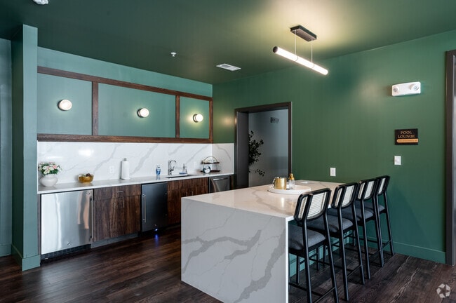 Resident Dining