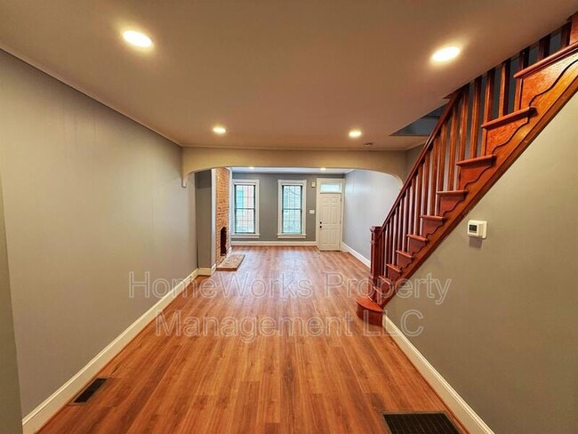 Photo - 1465 Stevenson St