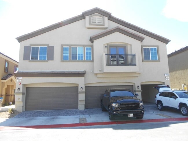 Building Photo - Charming 2 Bedroom, 2 Bathroom Home