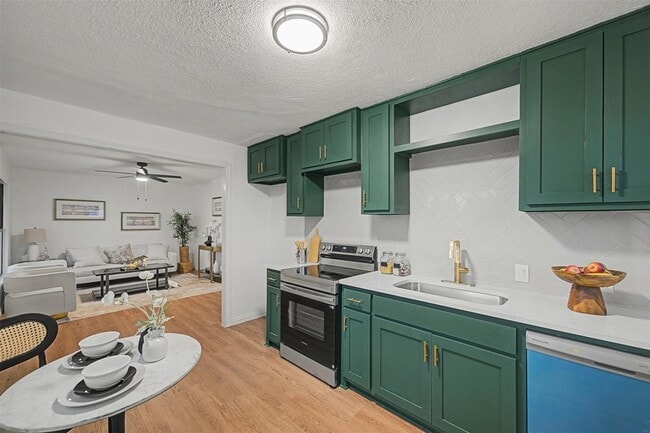 Photo - 7349 Pensacola Ave