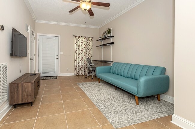 Photo - Beautiful 3/2 furnished rental TDY