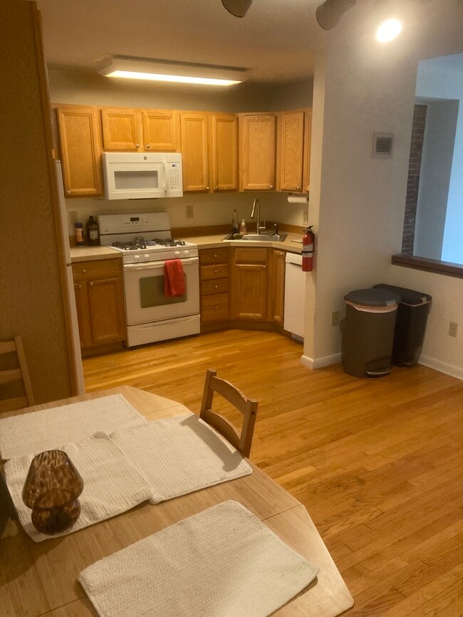 Photo - 1772 Willard St NW