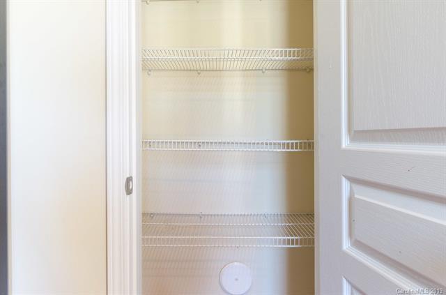 Building Photo - "Charming 3-Bed Oasis with Granite Accents & Pool Retreat in Belmont!"