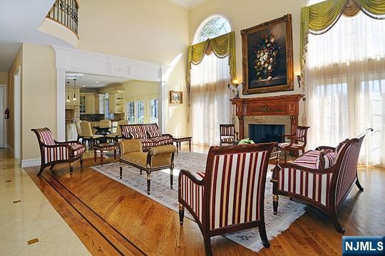 Photo - 417 N Woodland St