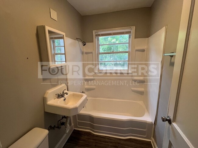 Photo - Lovely 1 Bedroom 1 Bath Home