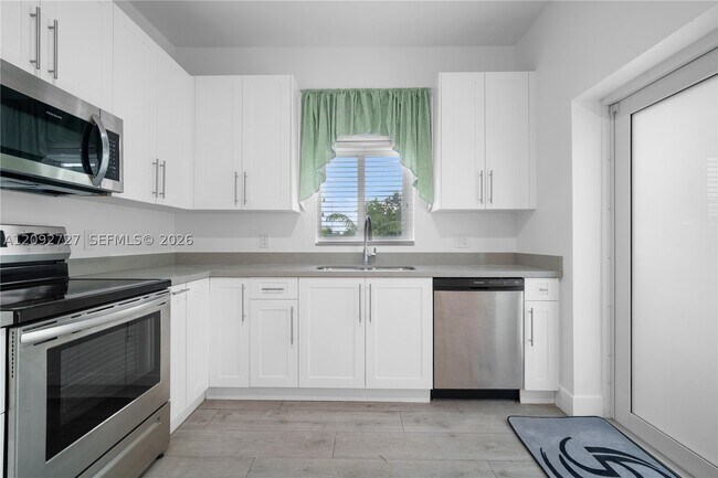 836 NW 33rd Ave Unit B